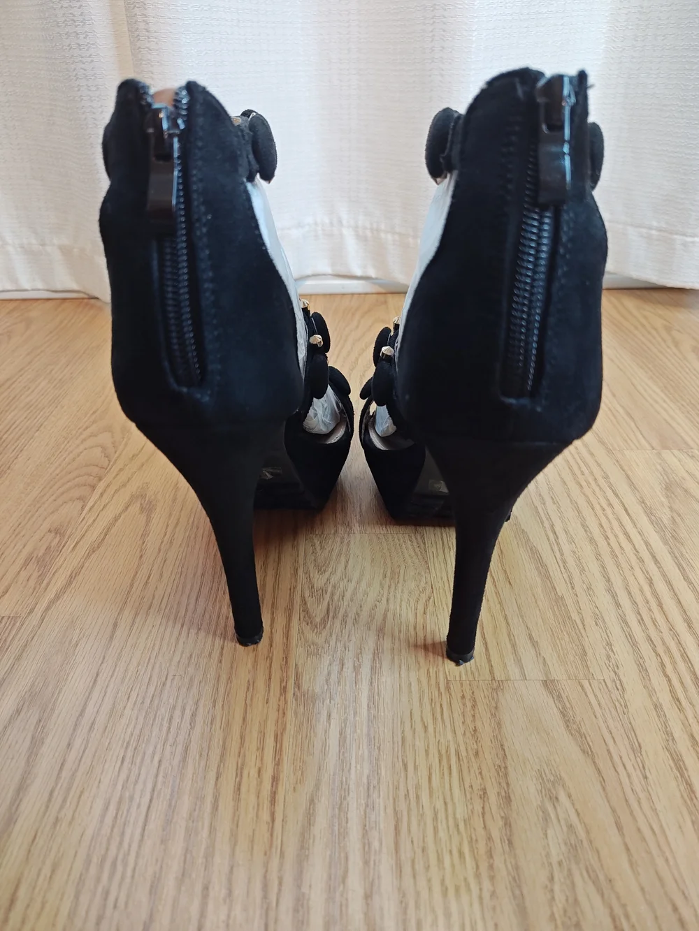 Glaze Black Studded Strappy Platform Heels Stiletto Sandal Edgy Glam Goth 8.5